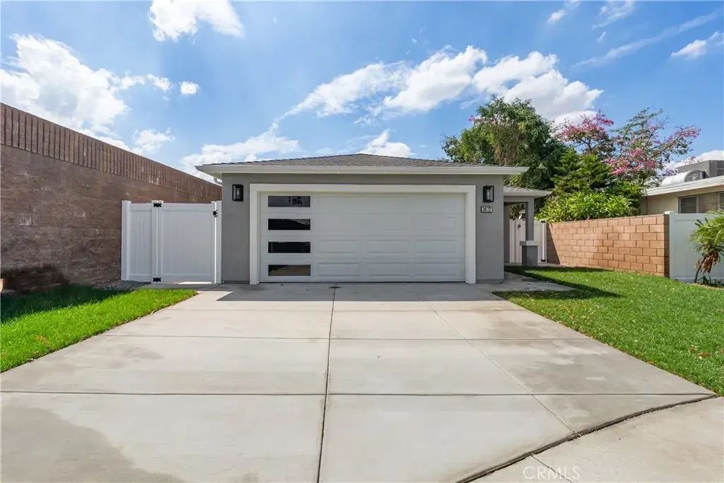 3472 Farnham Place, Riverside
