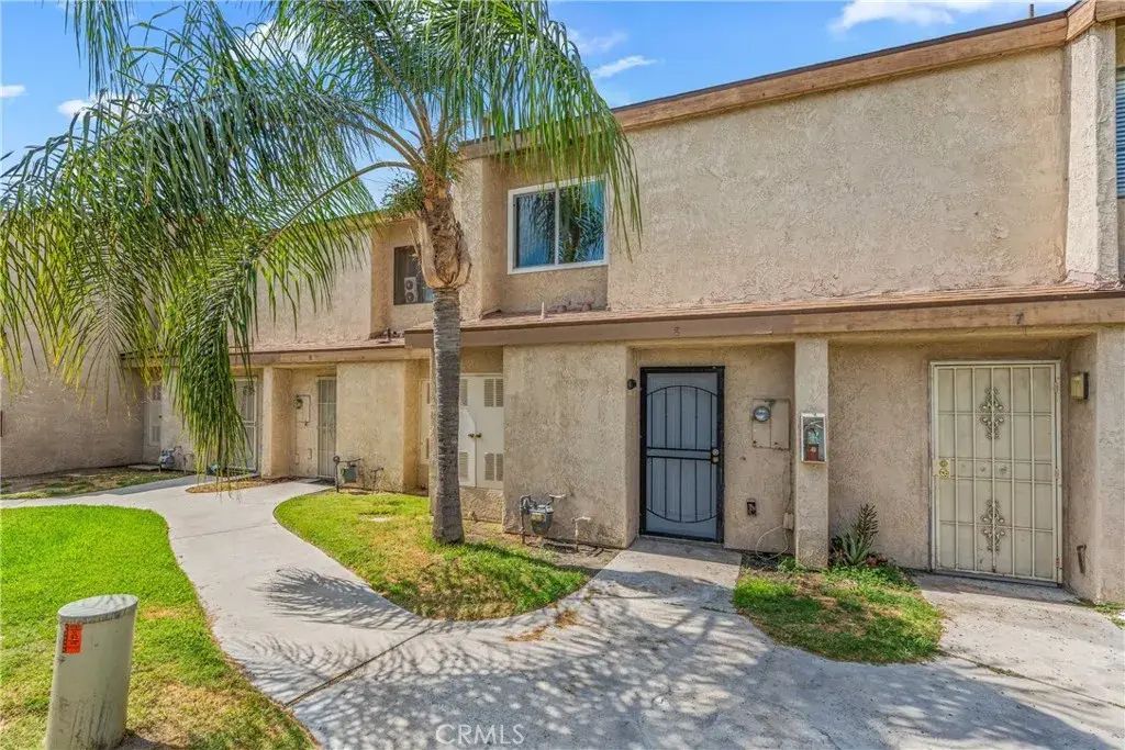 936 Fairway 8, Colton