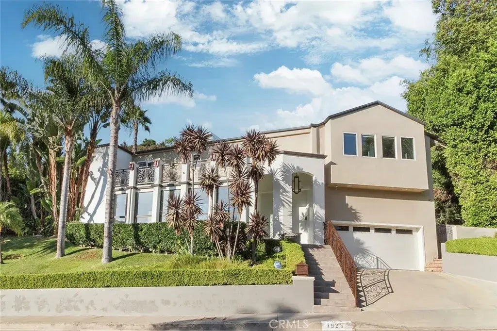 7923 Electra Drive, Los Angeles