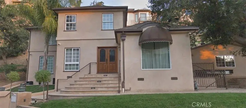 1338 N Jackson, Glendale