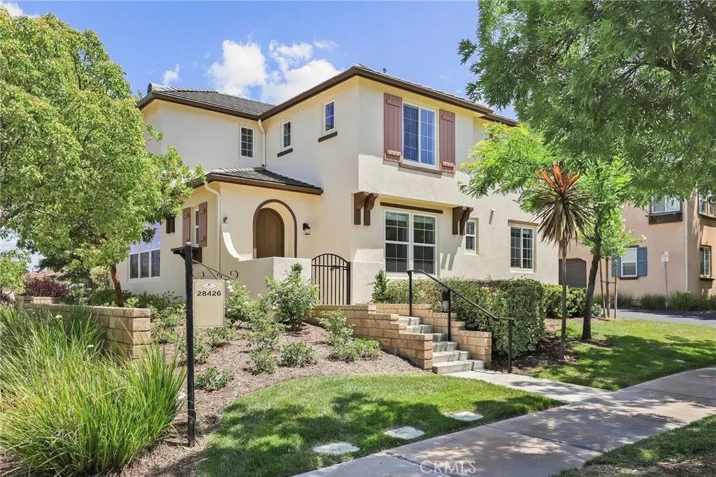 28426 Camino Del Arte Drive, Valencia
