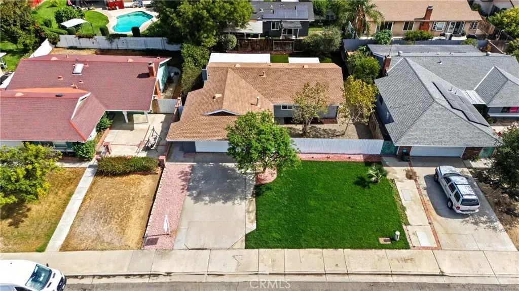 4271 Baggett, Riverside