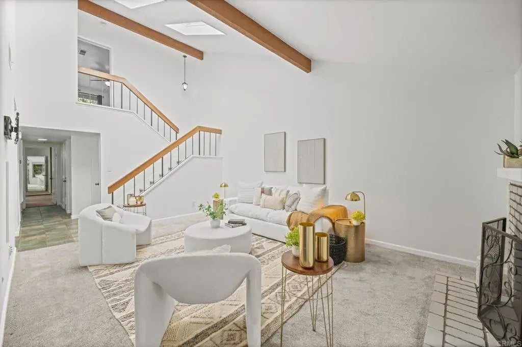 1505 Bridgeview Drive, 