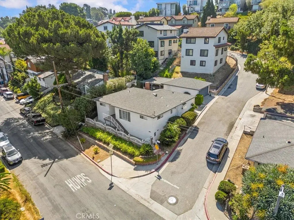 4200 Toland Way, Los Angeles