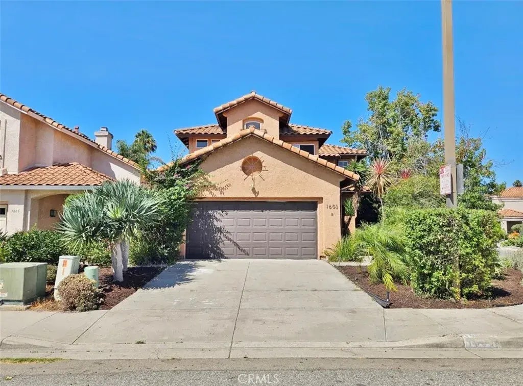 1603 Calle Las Casas, Oceanside