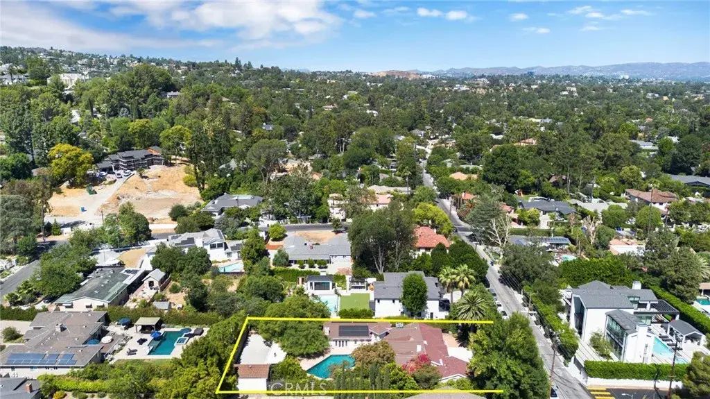 18930 Wells Drive, Tarzana