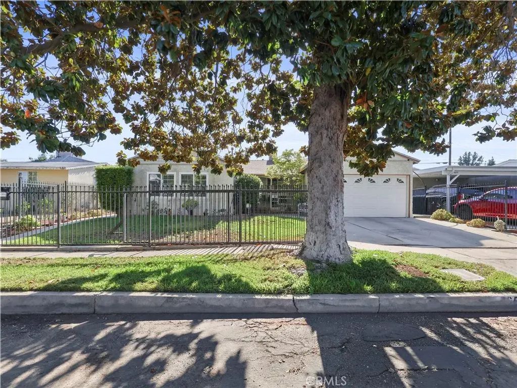 8651 Ranchito Avenue, Panorama City