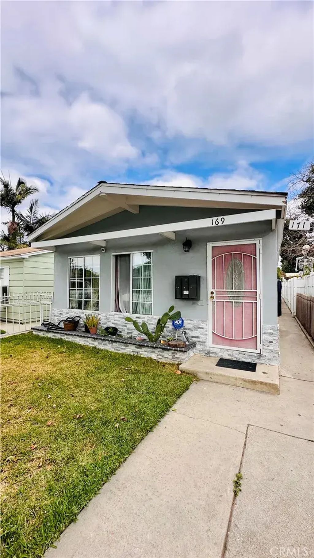 169 E 68th Way, Long Beach