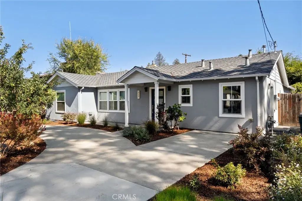 717 Los Robles Avenue, Palo Alto