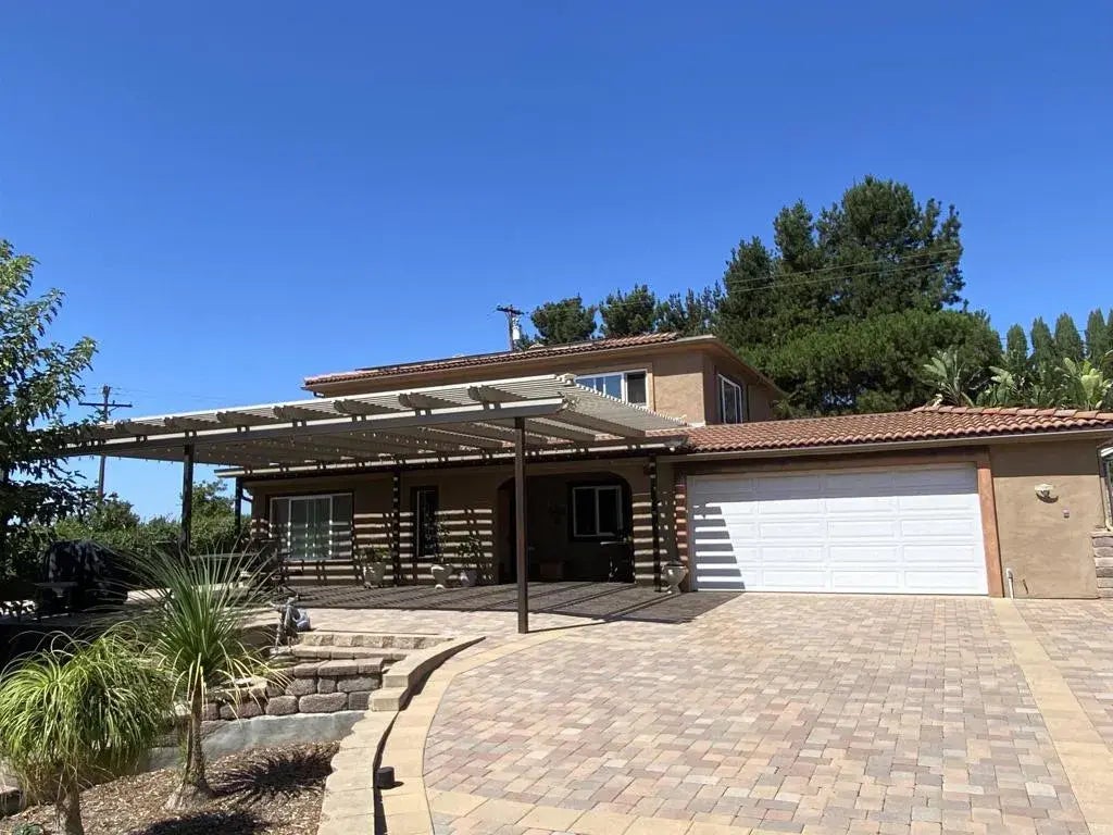 2228 Via Del Robles, Fallbrook