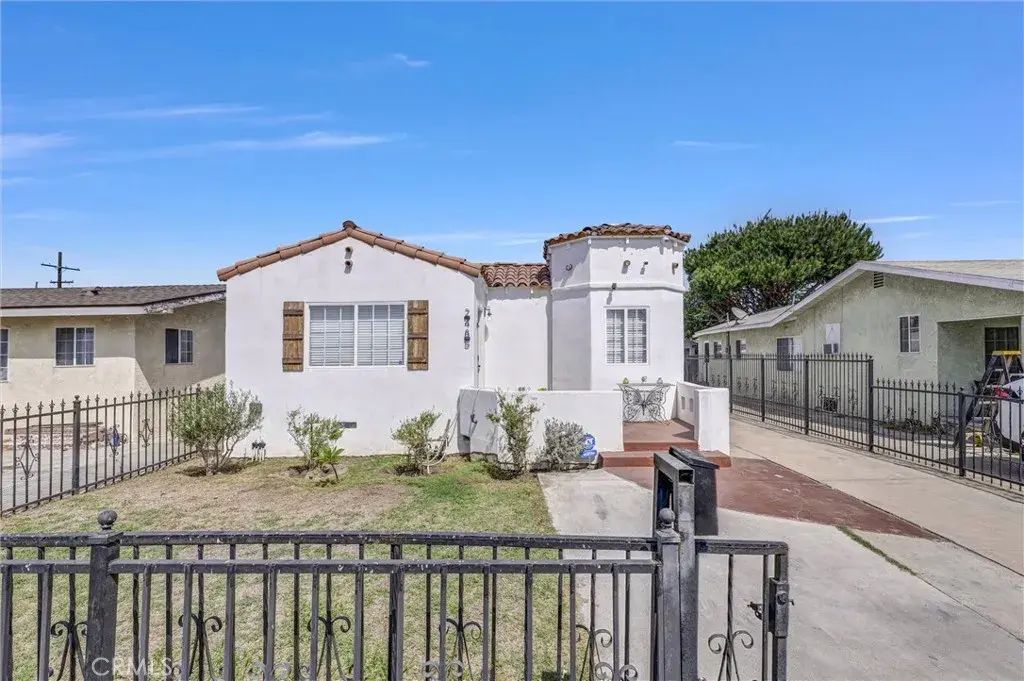 2485 Cass Place, Huntington Park