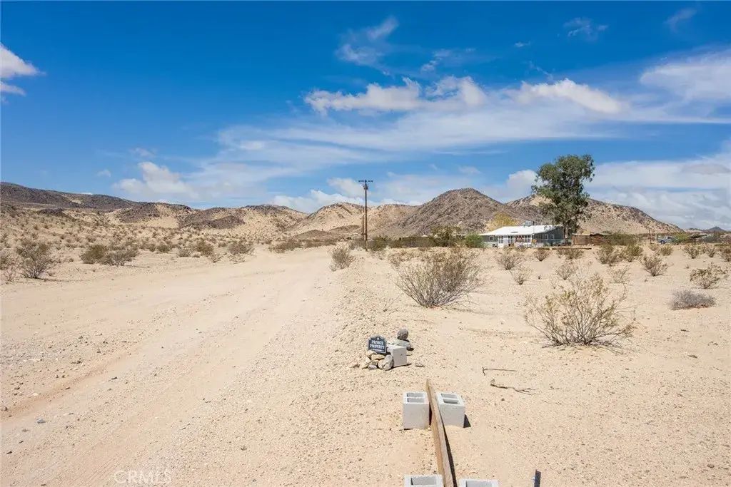 68690 Mesa, 29 Palms