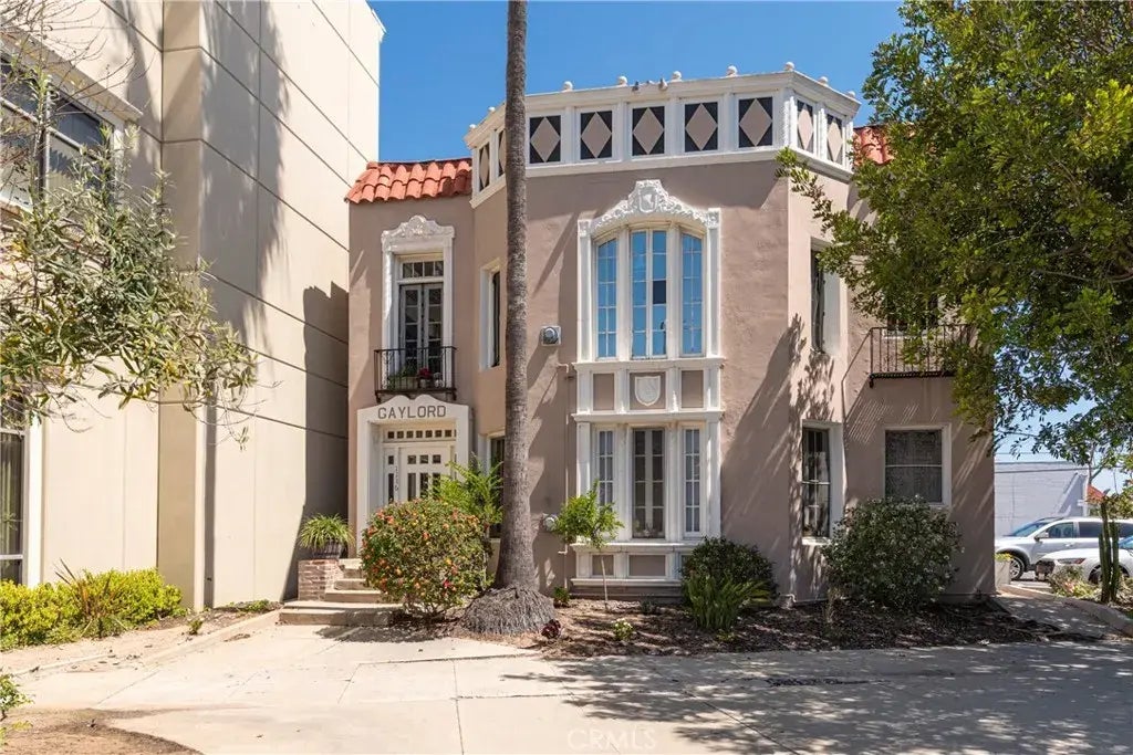 1116 Sartori Avenue 105, Torrance