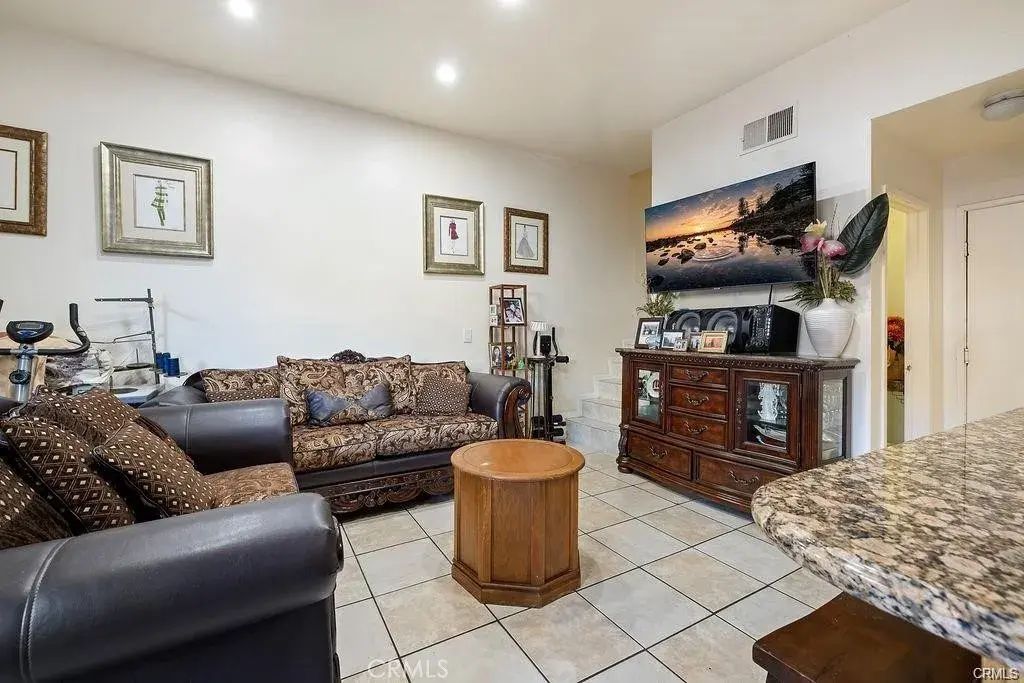 14520 Plummer St. 21, Panorama City