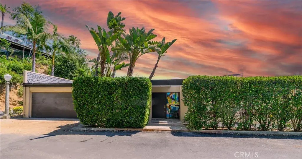 9400 Sierra Mar Drive, Los Angeles