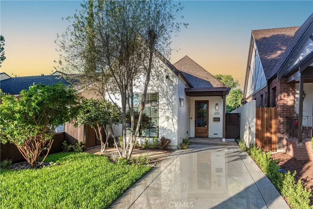 819 N Fairview Street, Burbank