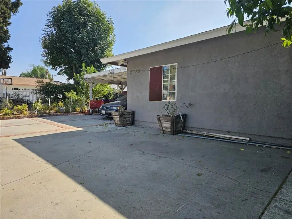 12036 Jouett Street, Sylmar