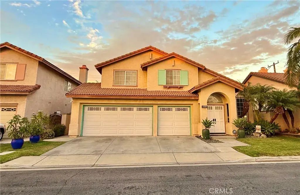1529 Cascade, West Covina