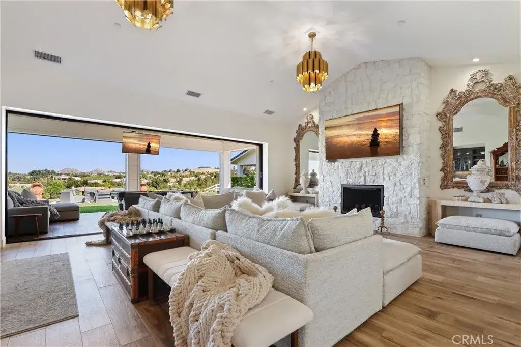 40756 Los Ranchos Circle, Temecula