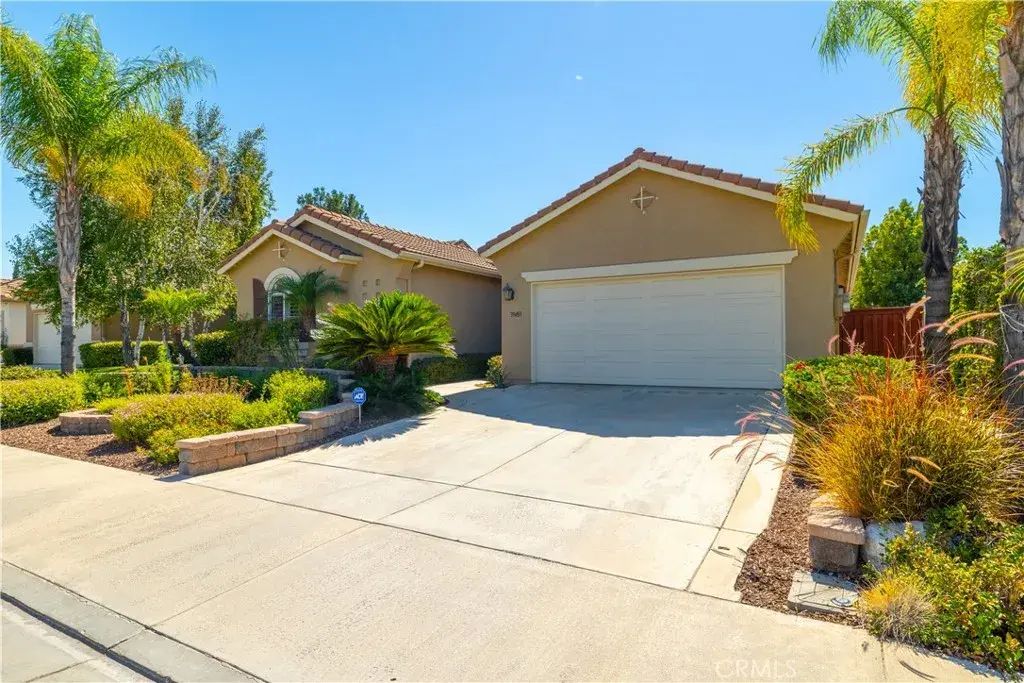 39483 Almaden Circle, Murrieta