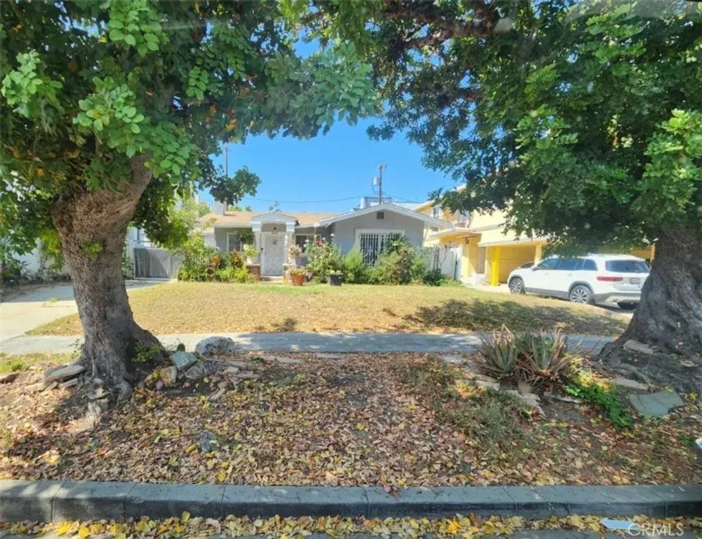 1451 S Hayworth Avenue, Los Angeles