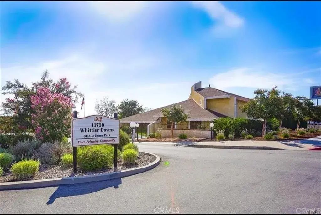 11730 Whittier 39, Whittier