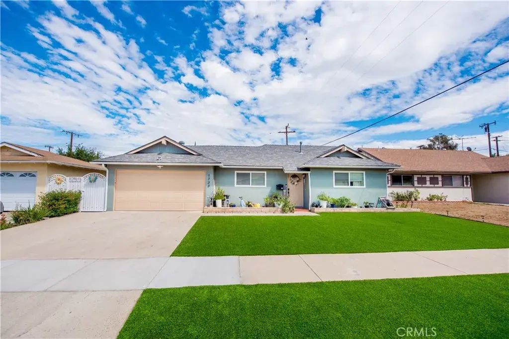 1733 Bern, Corona