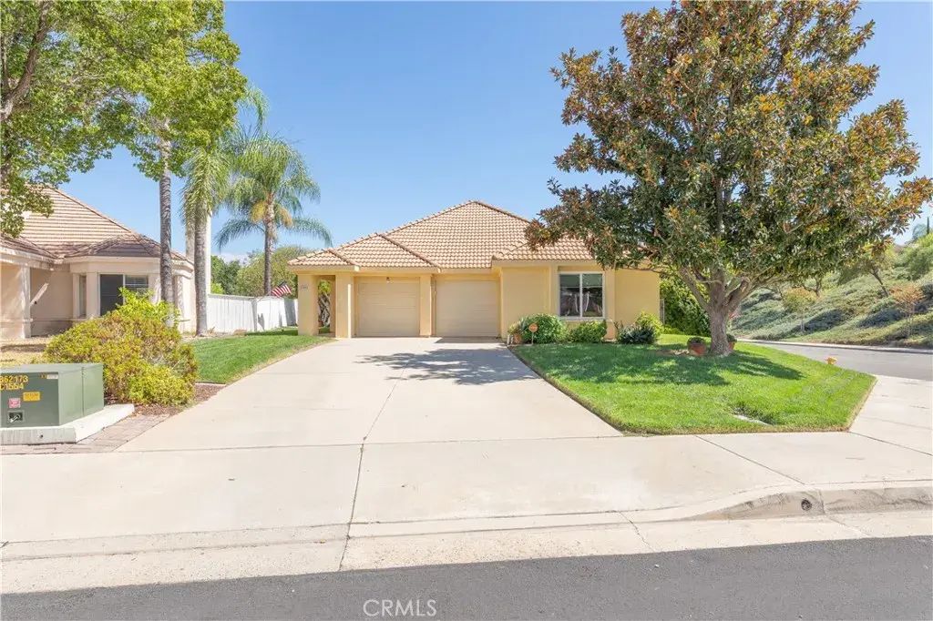 23262 Joaquin Ridge, Murrieta