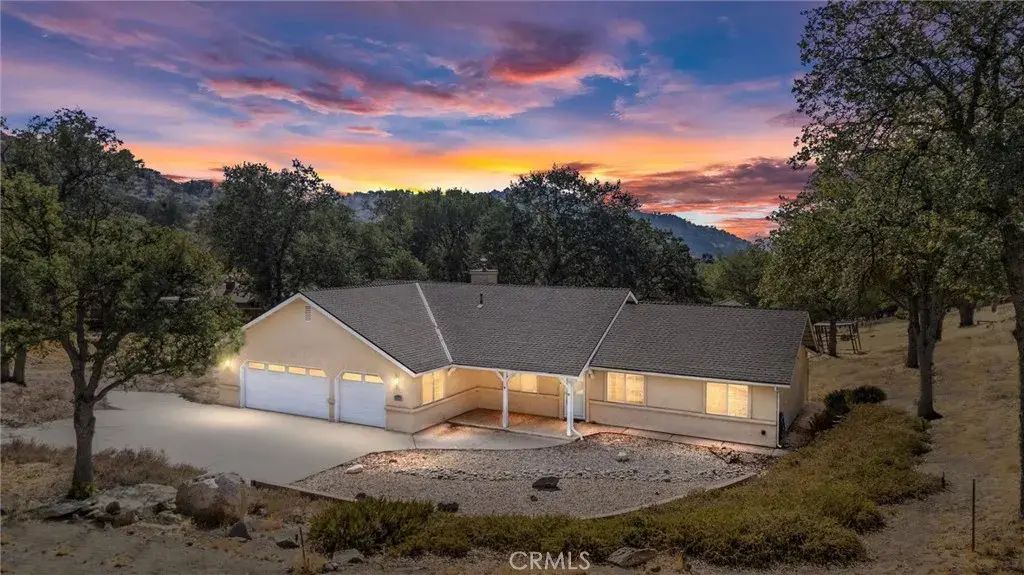 17741 Buckpasser, Stallion Springs