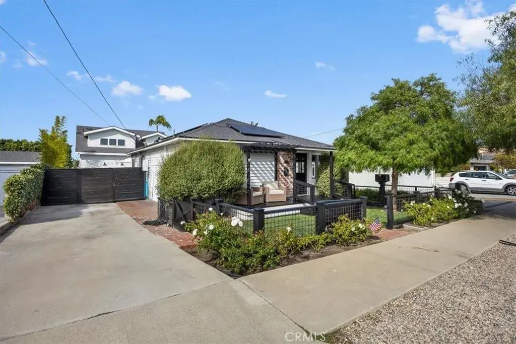 505 W Maple Avenue, El Segundo