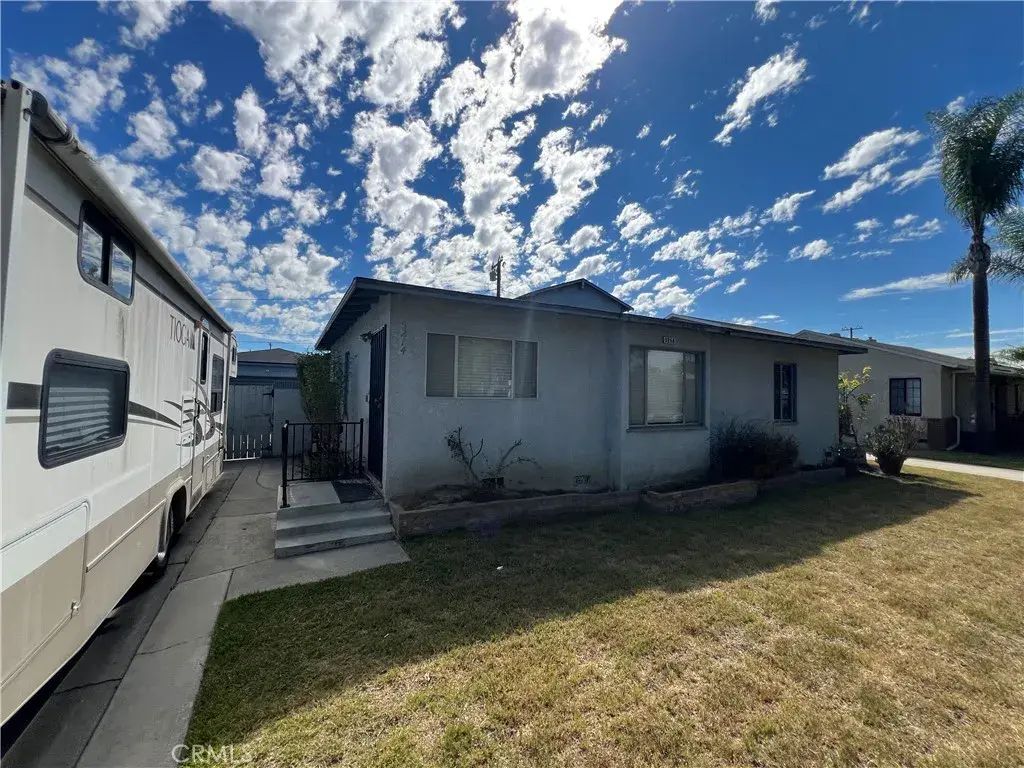 5214 E Peabody, Long Beach