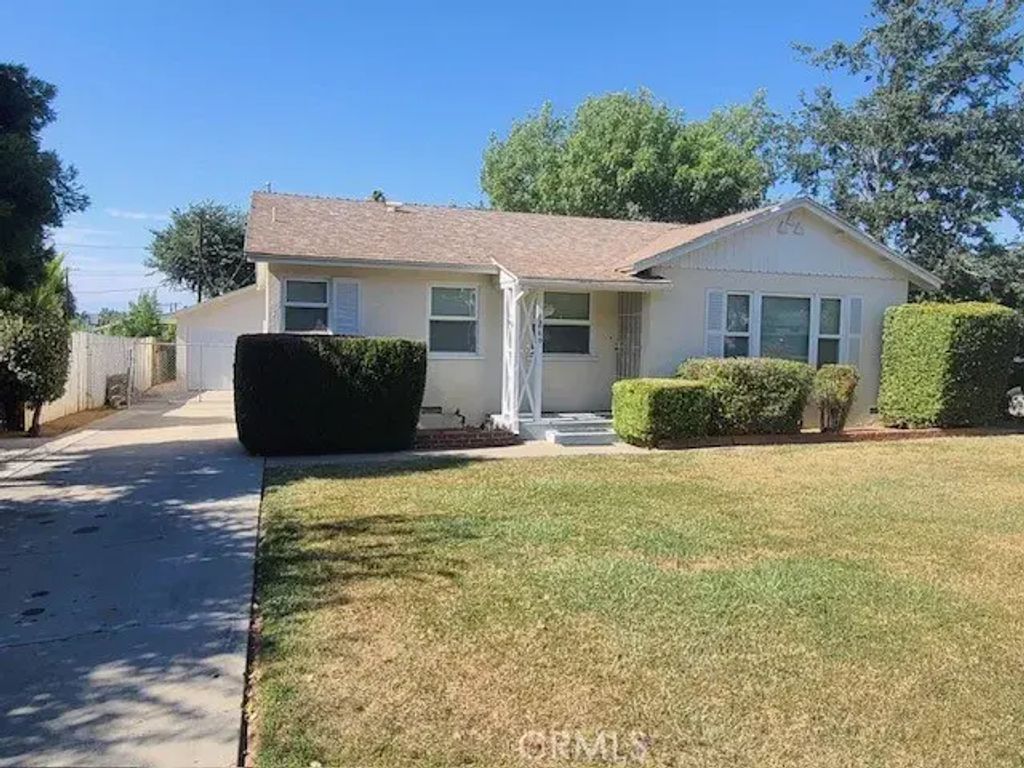 6869 Marguerita, Riverside