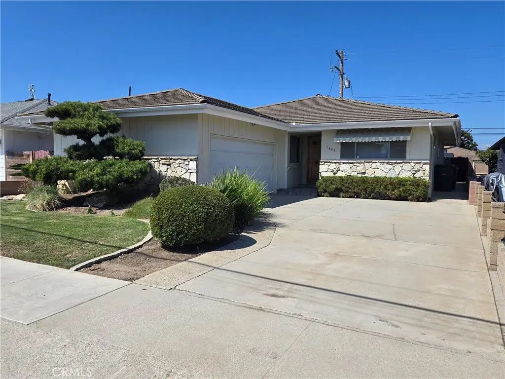 1883 W 182nd, Torrance