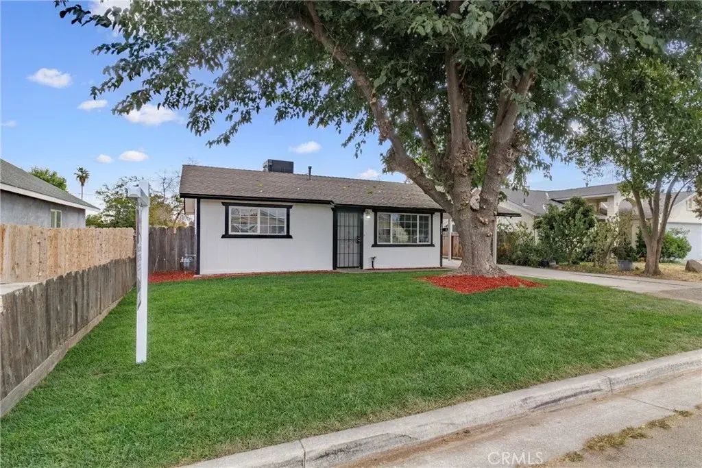 2864 Elm, Merced