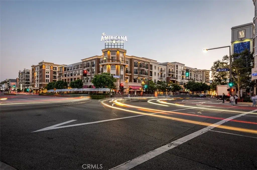 523 Caruso Avenue, Glendale