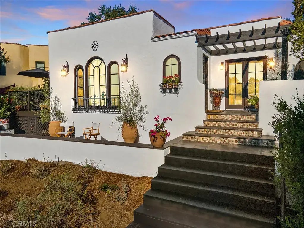 1122 Berkeley, Glendale