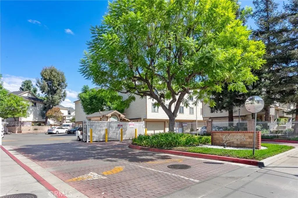 11150 Glenoaks 270, Pacoima