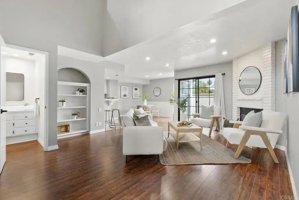 7012 Goldenrod Way, Carlsbad