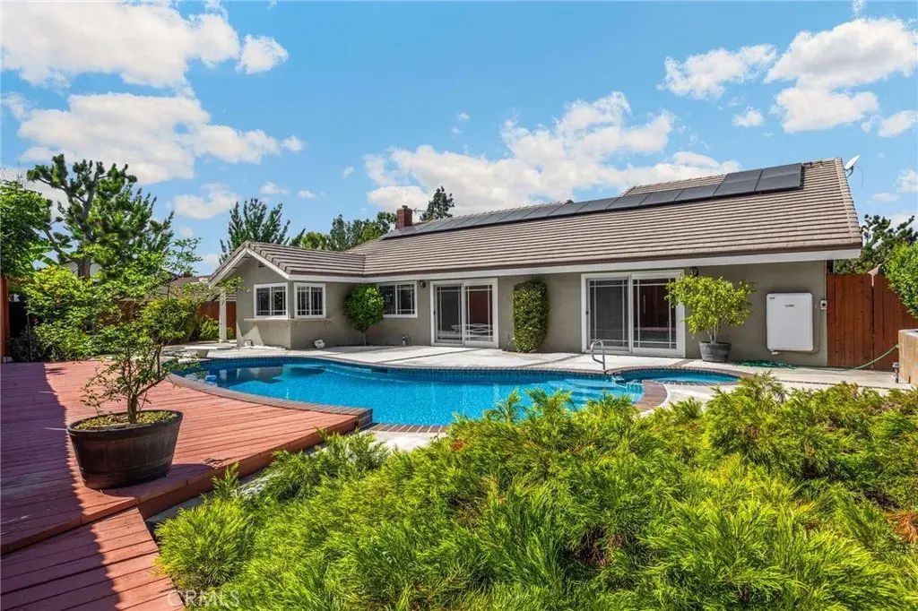 1426 Alta Mesa Way, Brea