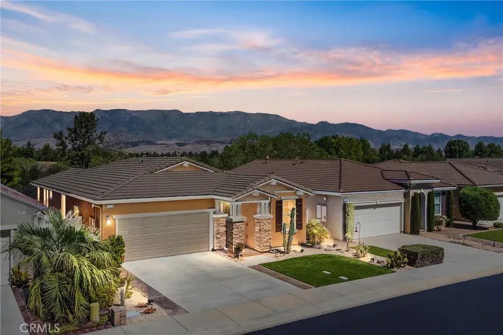 1476 Signal Peak, Beaumont