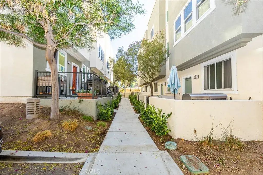 13219 Shaw Lane, Sylmar