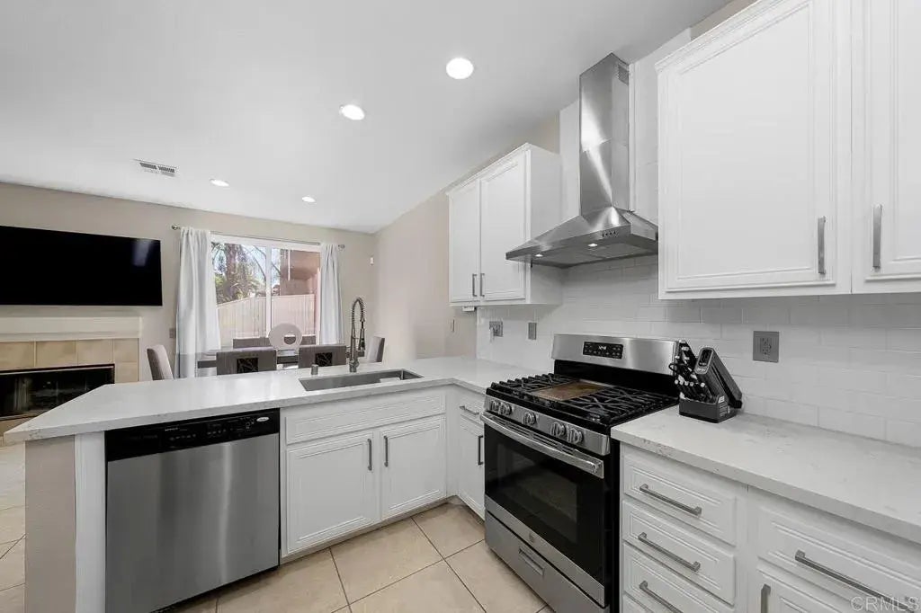 2796 Bear Valley Rd, Chula Vista