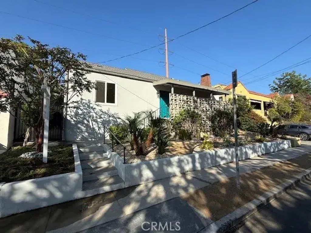 2707 Locksley Place, Silver Lake