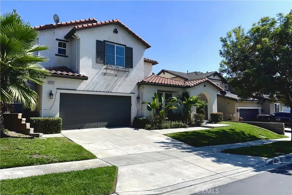 5919 Lawson Peak, Fontana