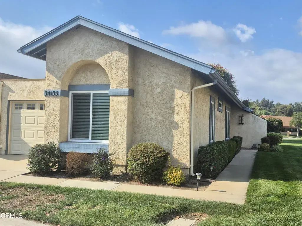 34135 Village 34, Camarillo
