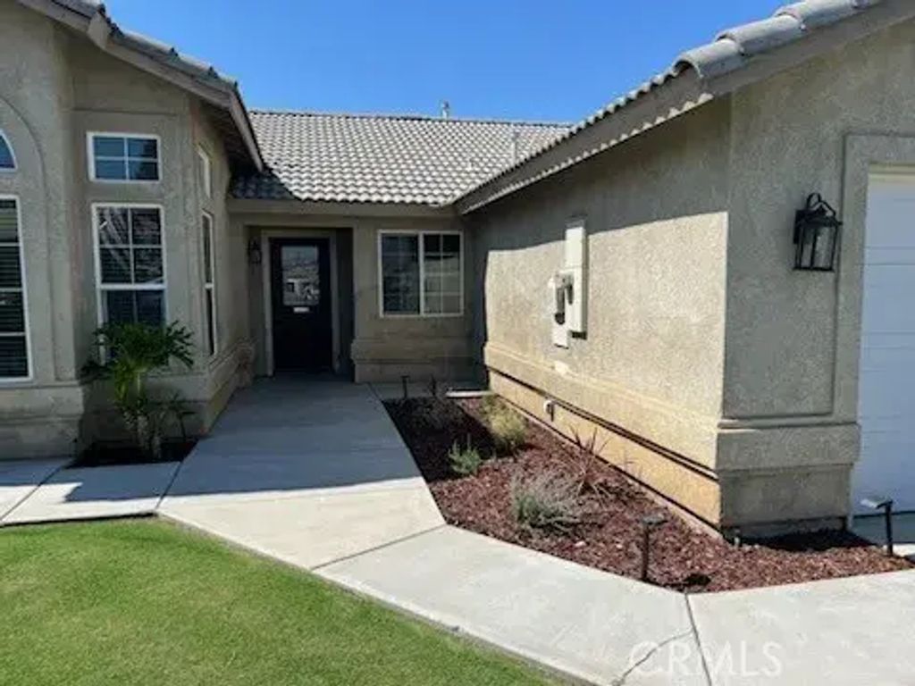 261 Winter Meadow Way, Bakersfield