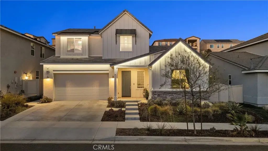 28516 Songbird Way, Saugus