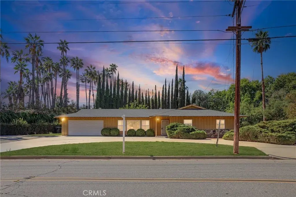 2290 Grace Street, Riverside