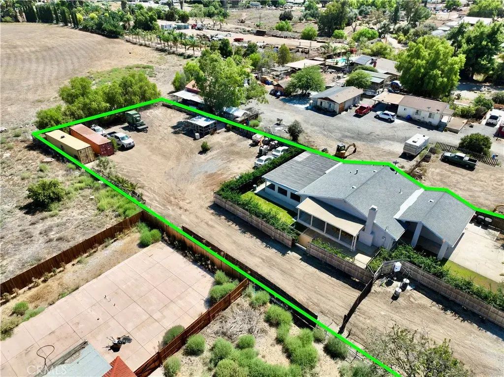 17180 Wood Road, Riverside