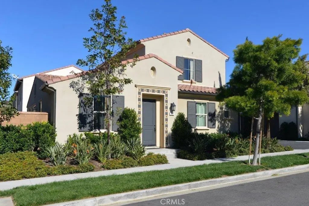 151 Desert Bloom, Irvine